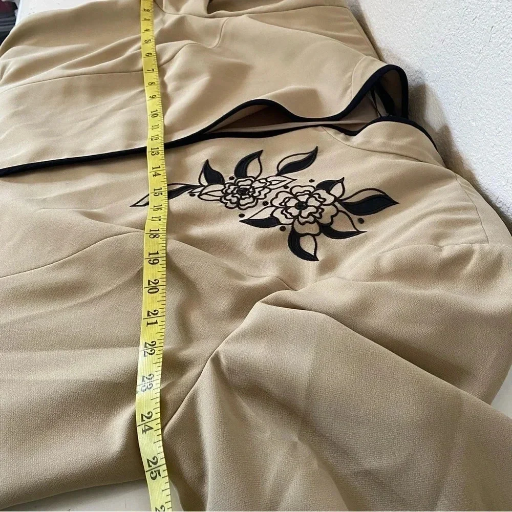 Dressbarn Woman Open Blazer in‎ Tan Size 22W